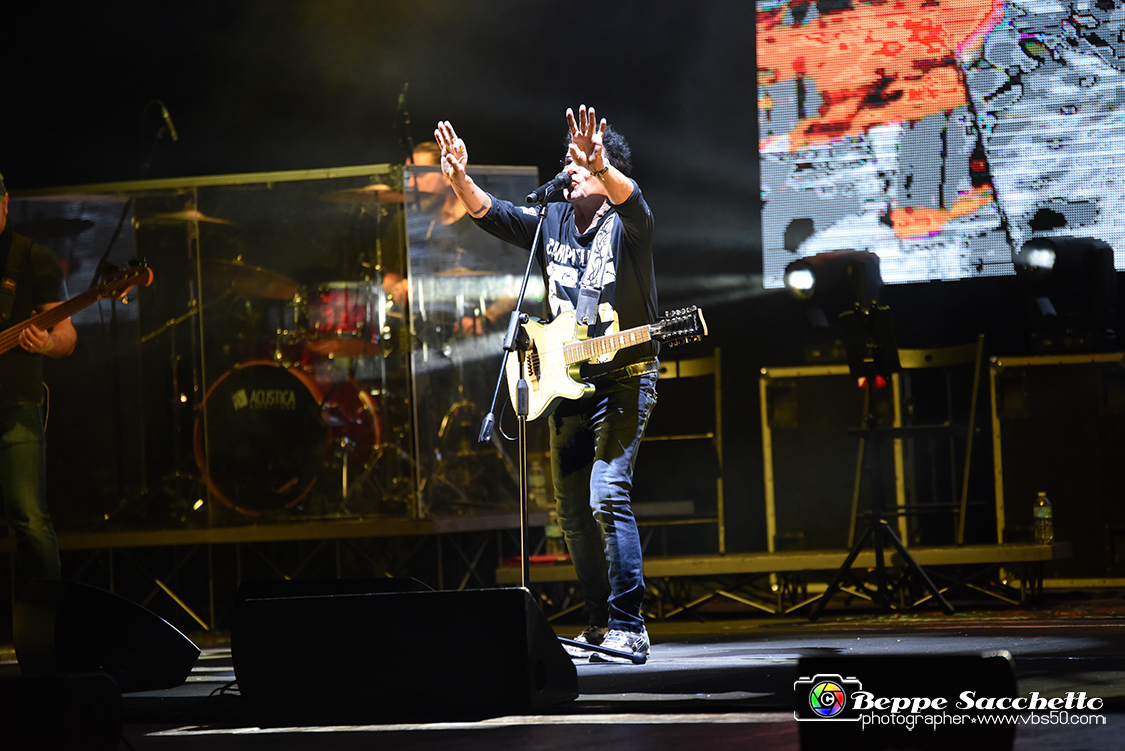VBS_4085 - Concerto Edoardo Bennato - Peter Pan Rock 'n' Roll Tour.jpg